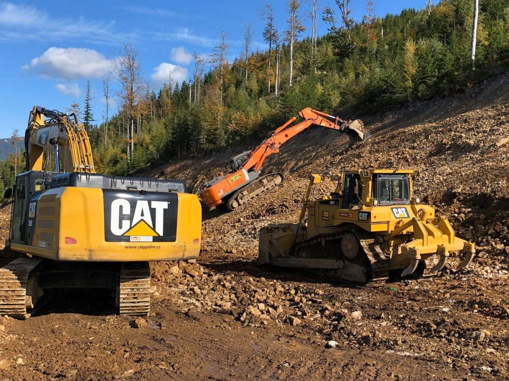 Rozšíření průseku v PUPFL u lesní cesty v k.ú. 